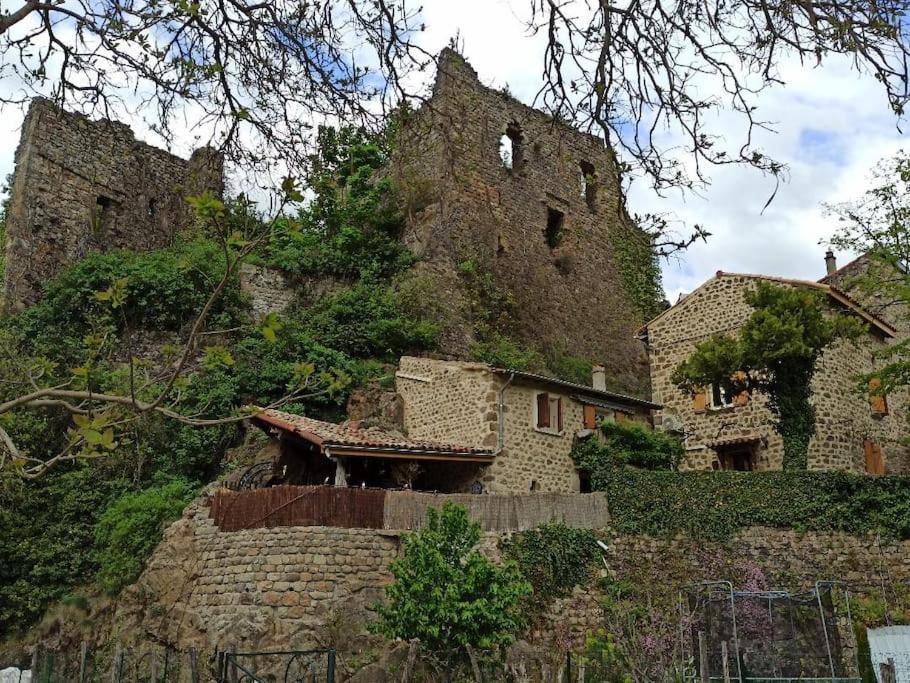 Gîte le rocher du château de Retourtour Lamastre Extérieur photo