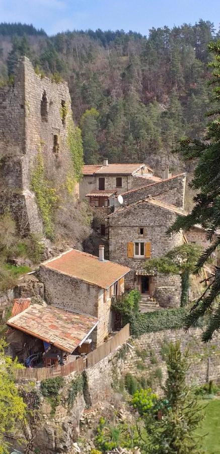 Gîte le rocher du château de Retourtour Lamastre Extérieur photo